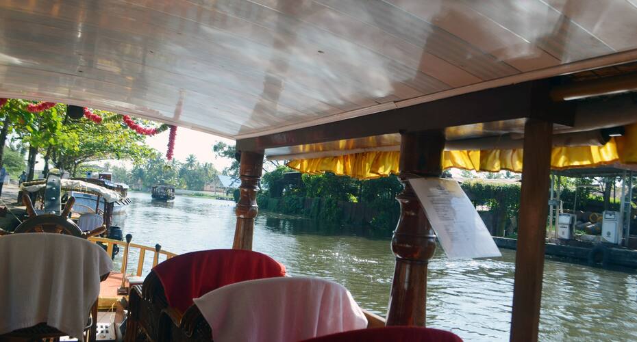 Nandanam Houseboats, Alleppey 4